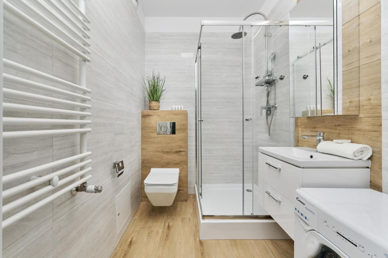 City Panorama Studio Apartments Jaworska 4 By Noclegi Renters Wrocław Buitenkant foto